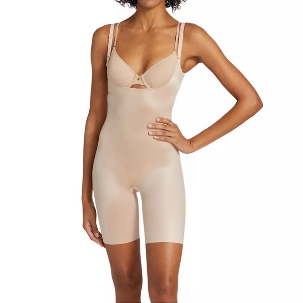 Spanx open bust mid thigh shapewear bodysuit kk.